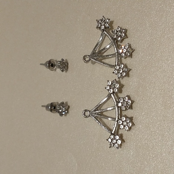 Silver Flower Jacket Earrings! - Picture 6 of 7